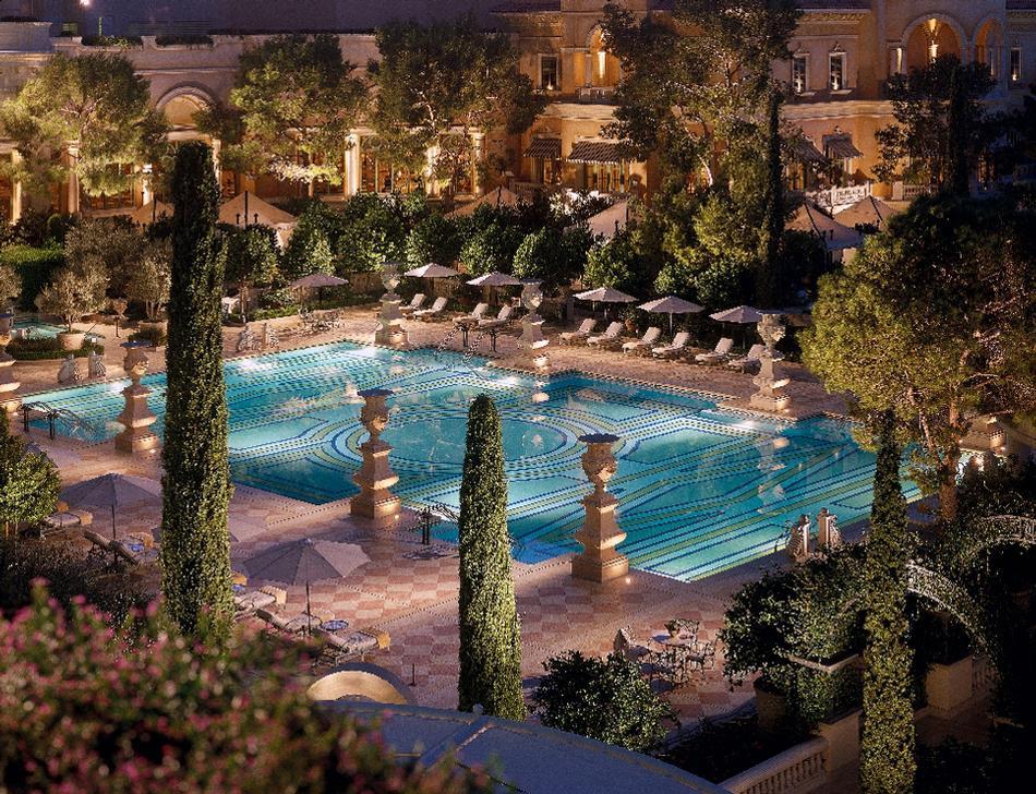 Live the Luxe Life: Soak in Iconic Elegance at The Bellagio