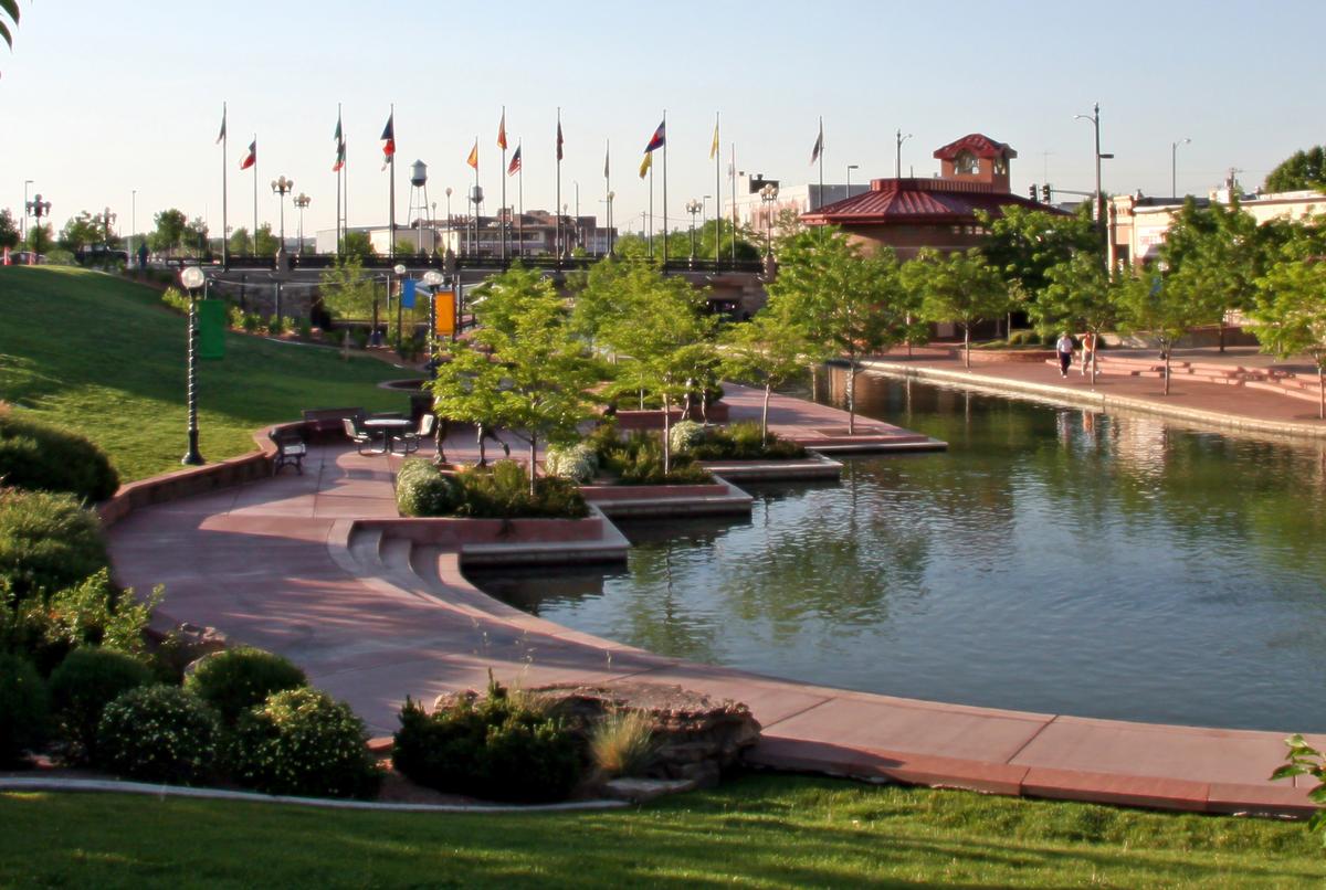 Pueblo Riverwalk Turnaround