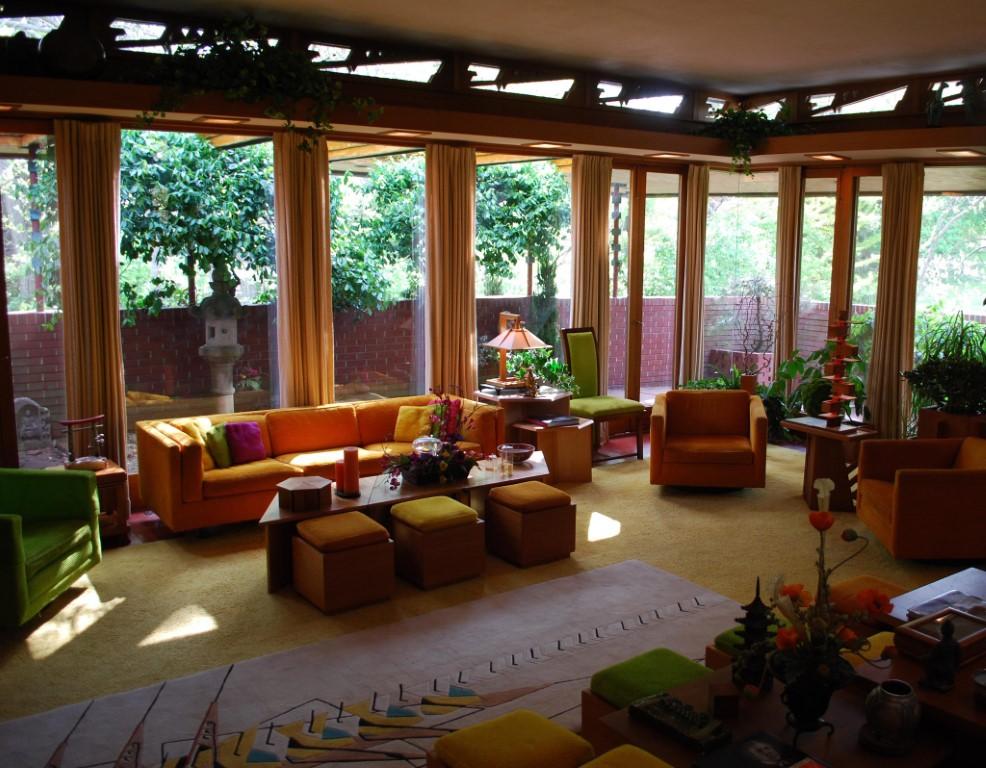 Visit the Samara House
