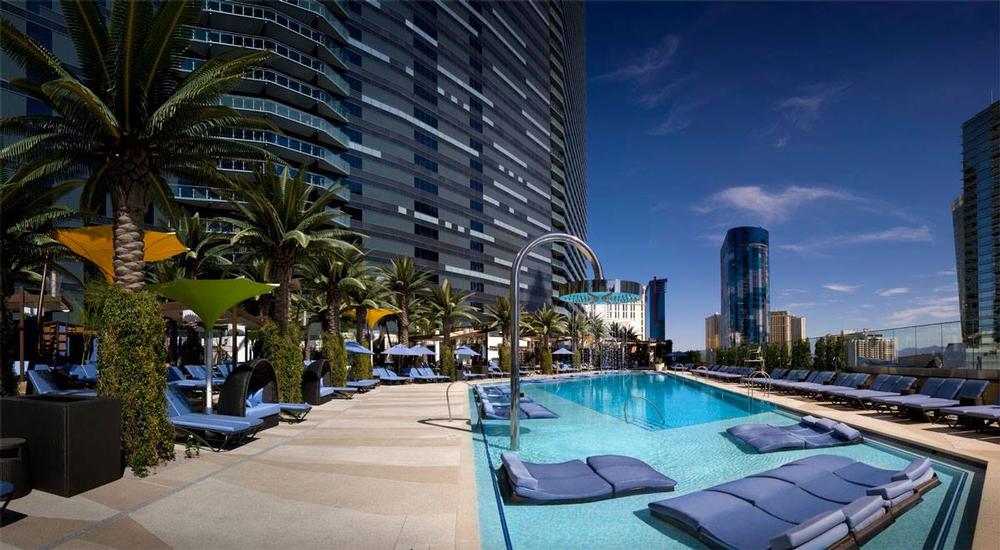 Stay Bold and Stylish: If You Love Chic Vibes, Then Check Into The Cosmopolitan