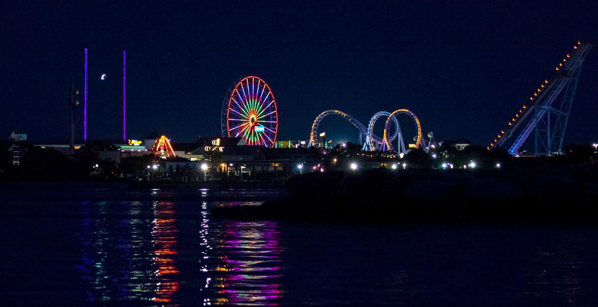 Jolly Roger Amusement Park in Ocean City, Maryland at night