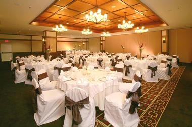 Crowne Plaza Hotel - Madison