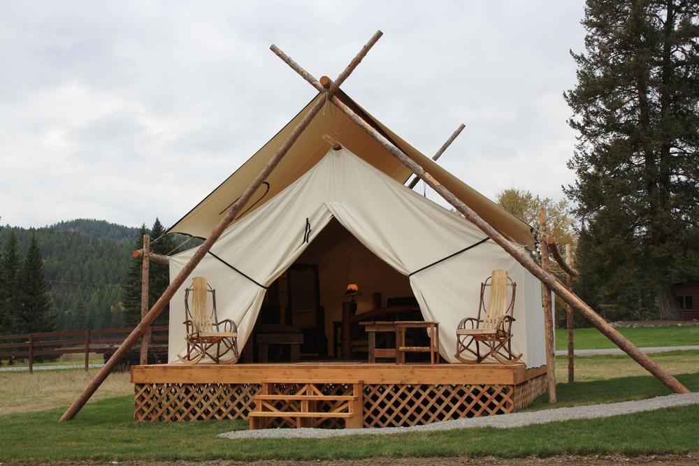 Enjoy Trail Rides and Thrills at Bar W Guest Ranch