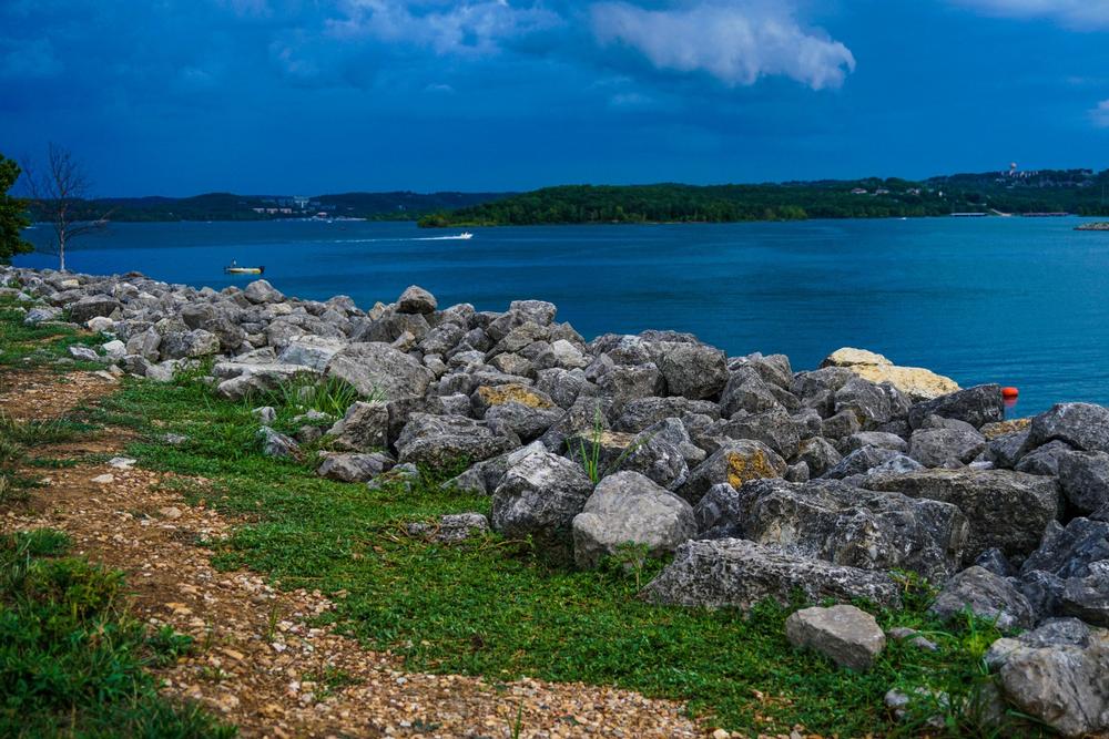 Table Rock Lake - under 1 hour from Springfield