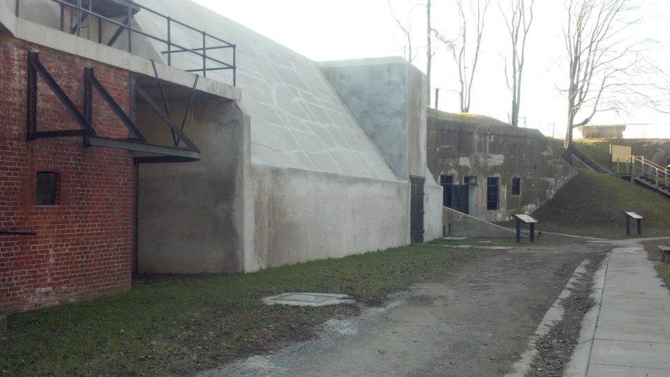 Fort Mott State Park - 30 minutes by car from Wilmington, DE