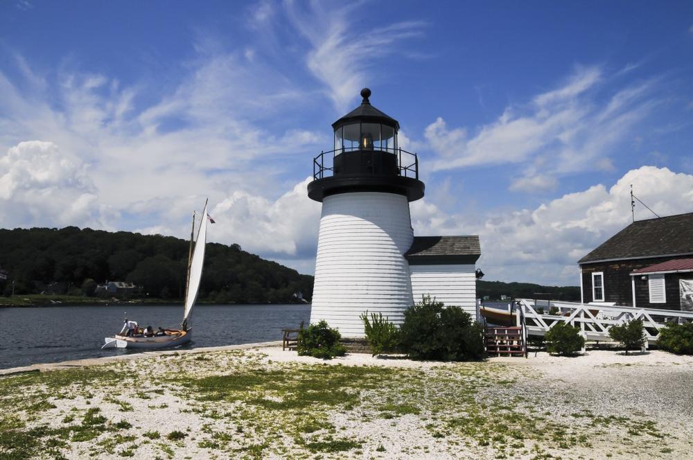 Visit the aquarium and explore seaport history on a fun family trip.