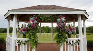 Best Barn Wedding Venues in NH: Dell-Lea Weddings & Events