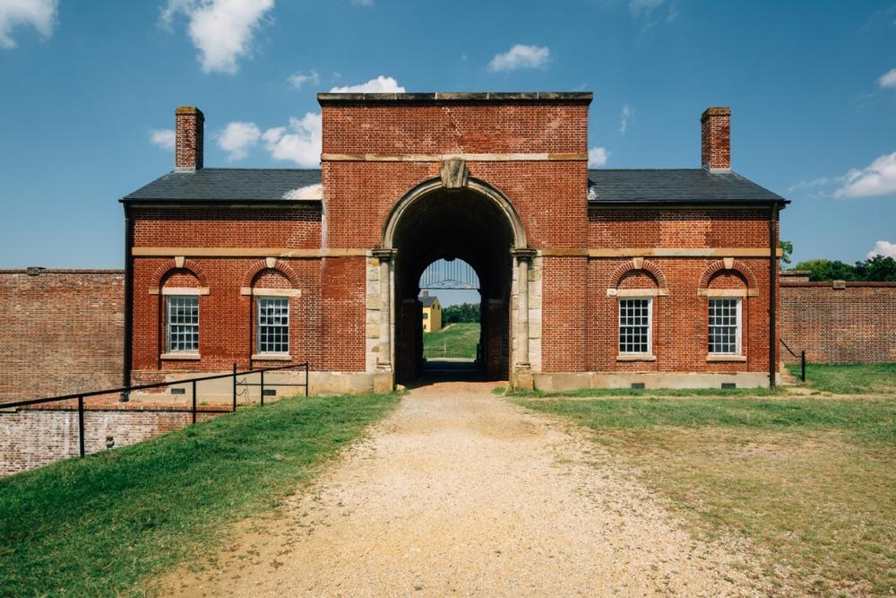 Tour historic defenses and admire Potomac River views on a quiet fall visit.