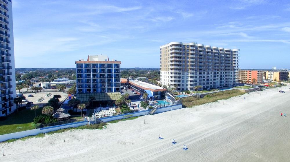 Walk along the iconic boardwalk or watch thrilling NASCAR races.