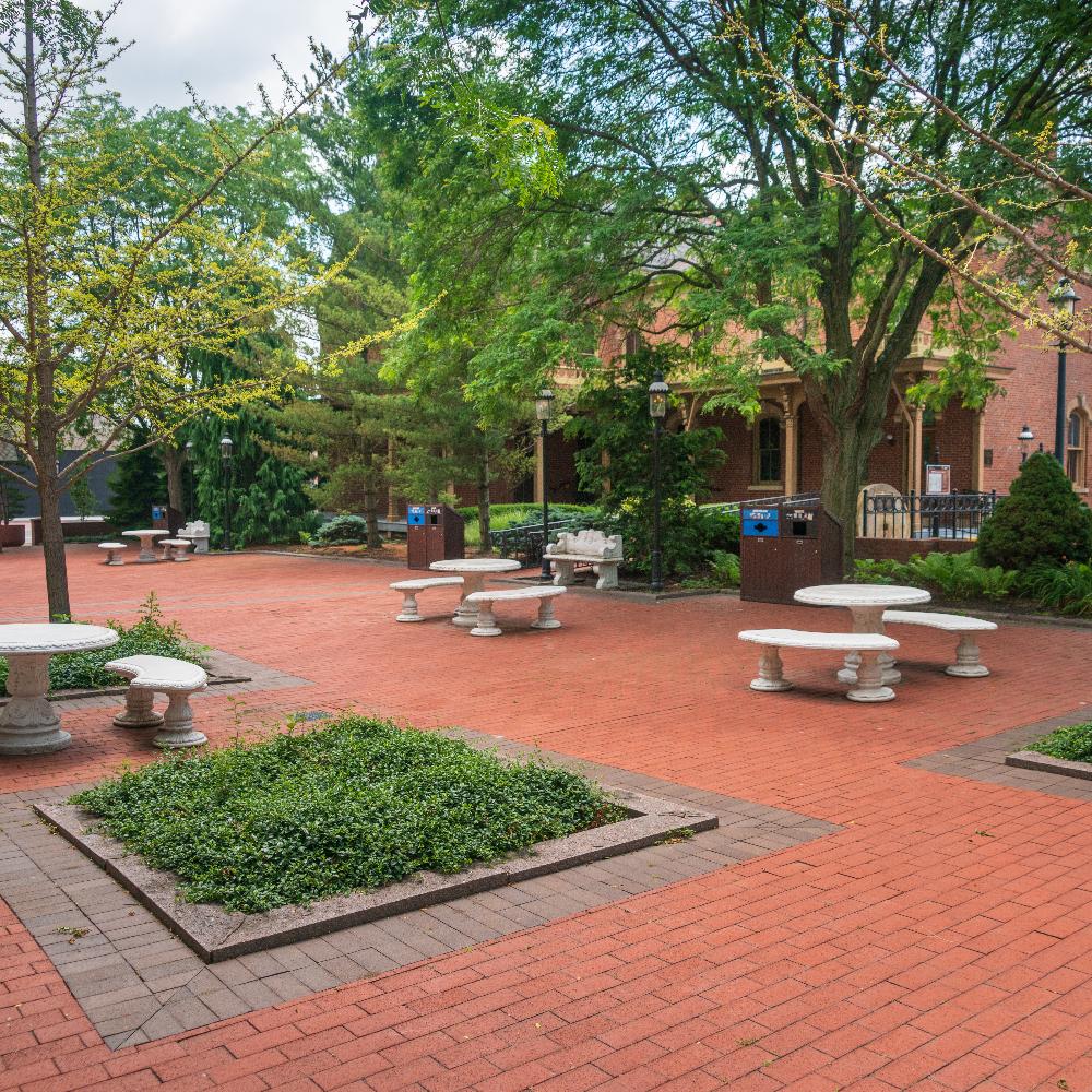 Tour the Pro Football Hall of Fame and see downtown murals on a fun trip.