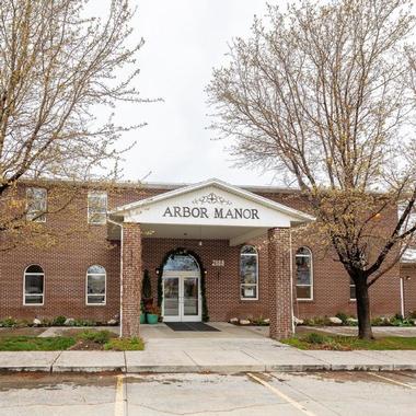 Wedding Venues Near Me: Arbor Manor Event Venue & Garden