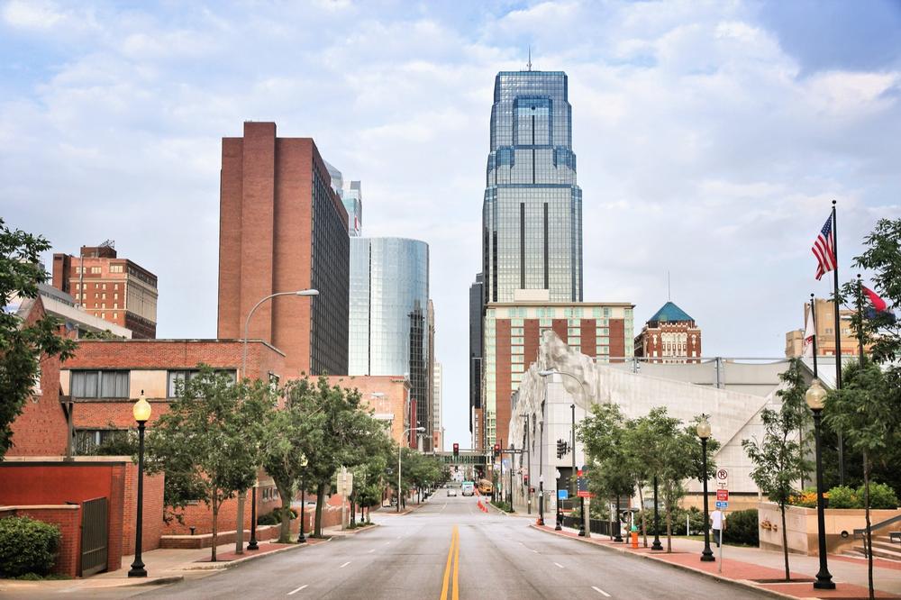 Tour jazz landmarks and enjoy barbecue flavors on a flavorful couples getaway.