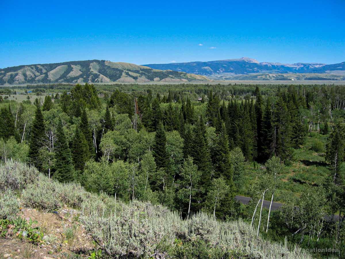 We enjoyed scenic views while driving through WY and I snapped this photo