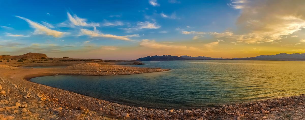 Lake Mead shorelina