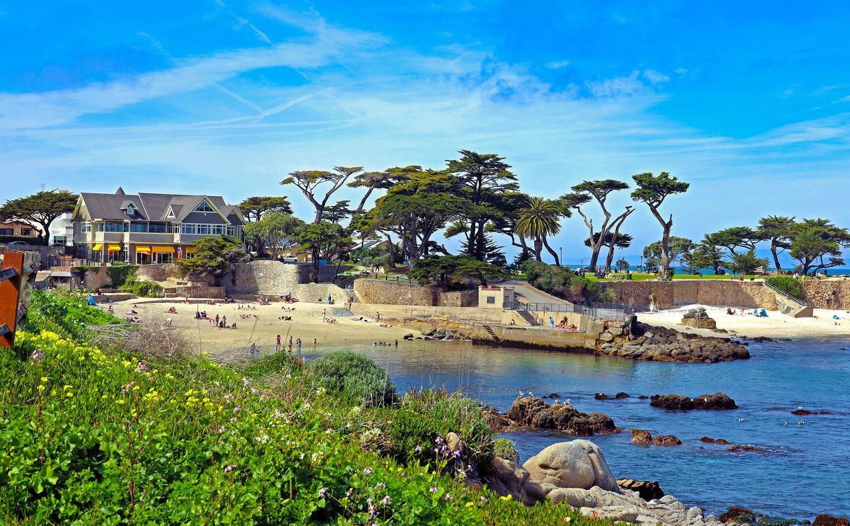 Pacific Grove: Coastal Breezes & Electric Rides