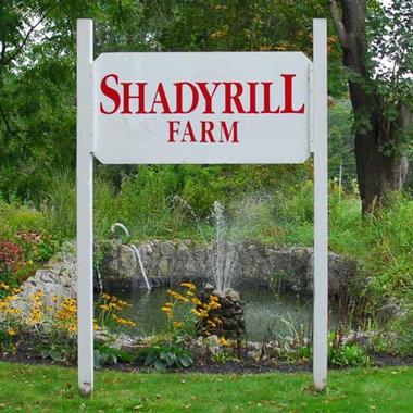 Places to Get Married: Shadyrill Farm Barn Wedding Venue