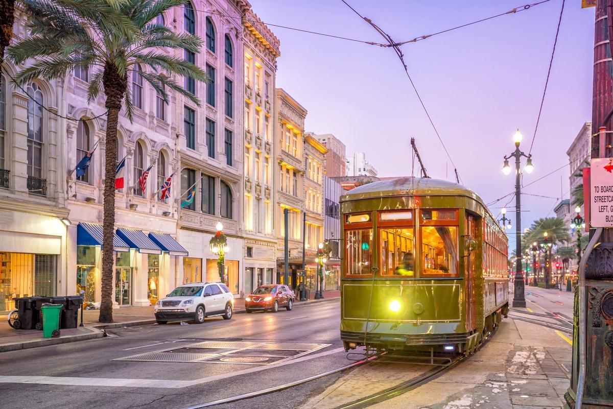 Explore vibrant neighborhoods and savor jazz on an exciting weekend trip.