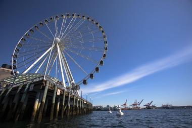 Seattle Great Wheel | Places to Visit in Puget Sound (Pacific Northwest)