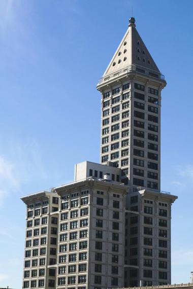 Smith Tower | Places to Visit in Puget Sound (Pacific Northwest)