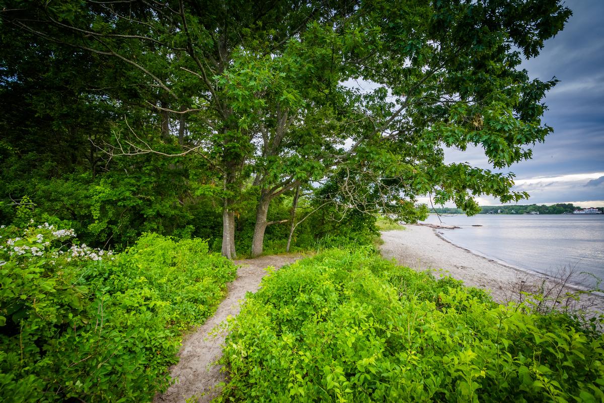 Narrow trail and coast at Odiorne Point State Park, in Rye