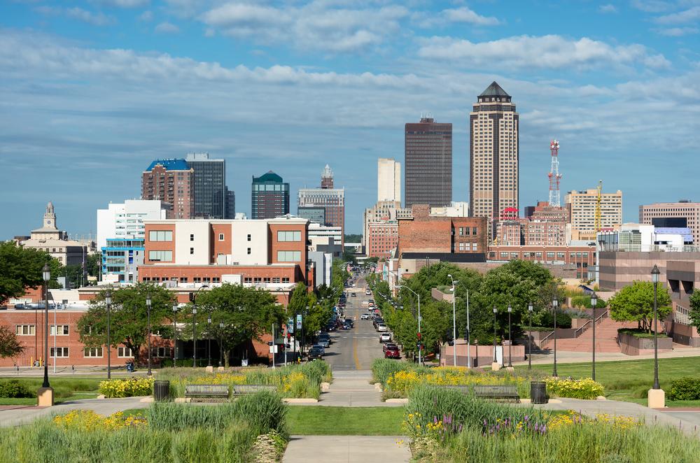 Explore exciting attractions and enjoy vibrant downtown shopping and dining.