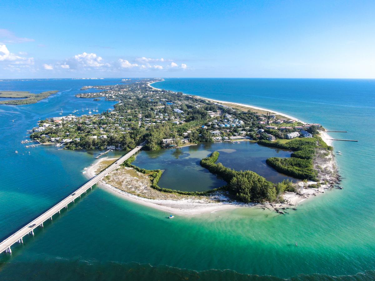 Longboat Key town and beaches