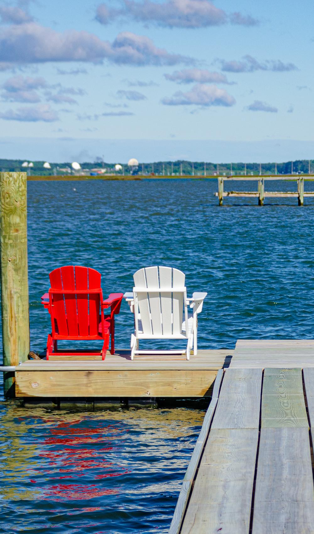 Chincoteague Island is Virginia's only resort Island. It's a hidden gem and my favorite romantic spot in the state.