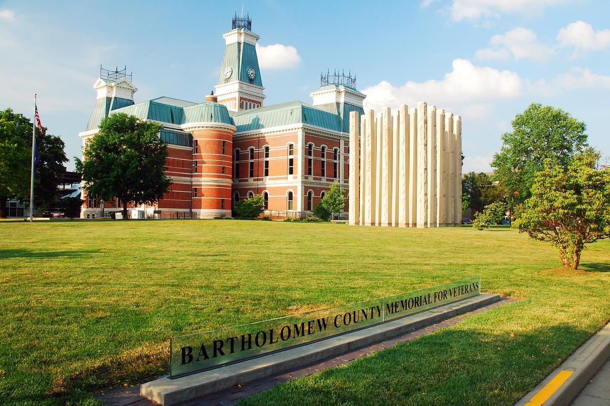 Admire modern architecture and walk downtown streets on an unusual sightseeing trip.