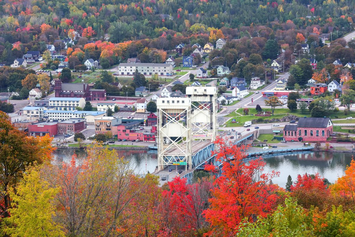 Portage Lake Lift Bridge