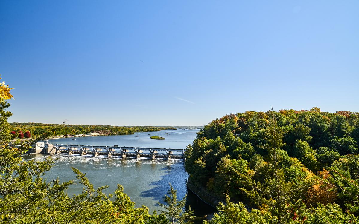 Scenic View of River, Lock and Dam in Starved Rock State Park