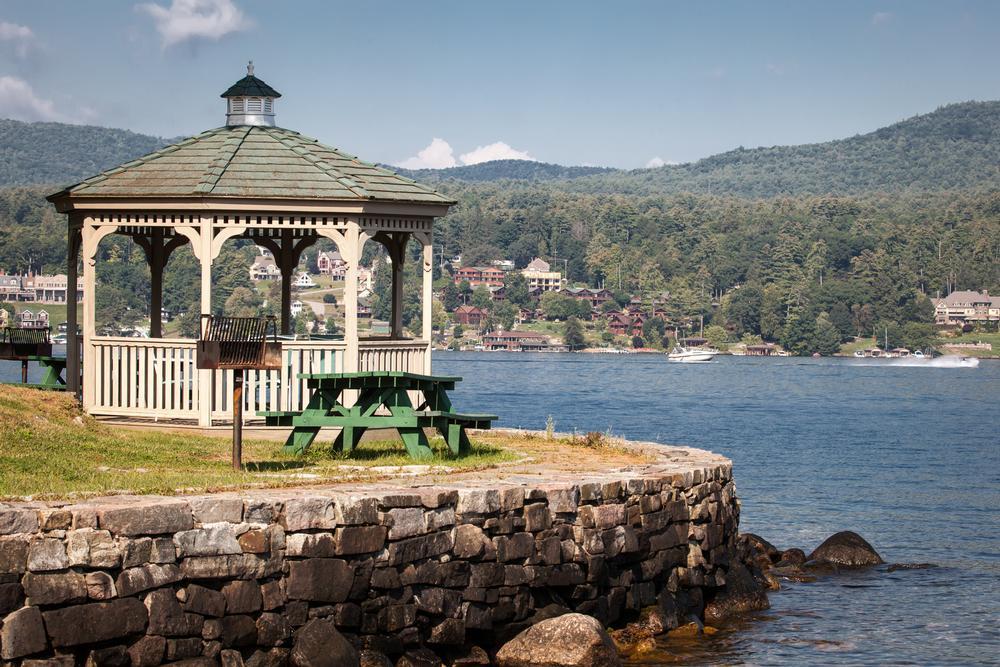 Enjoy lake cruises and stroll village shops on a fun kids weekend.
