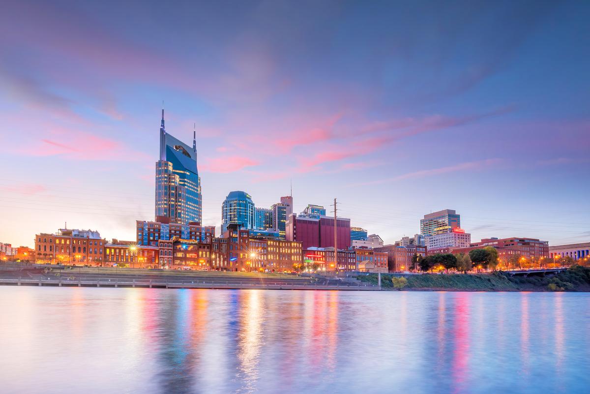 View over the water in Nashville