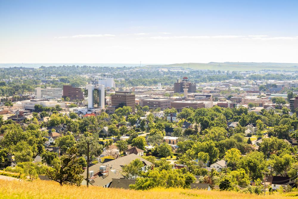 Discover presidential statues or enjoy local eats during a weekend escape.