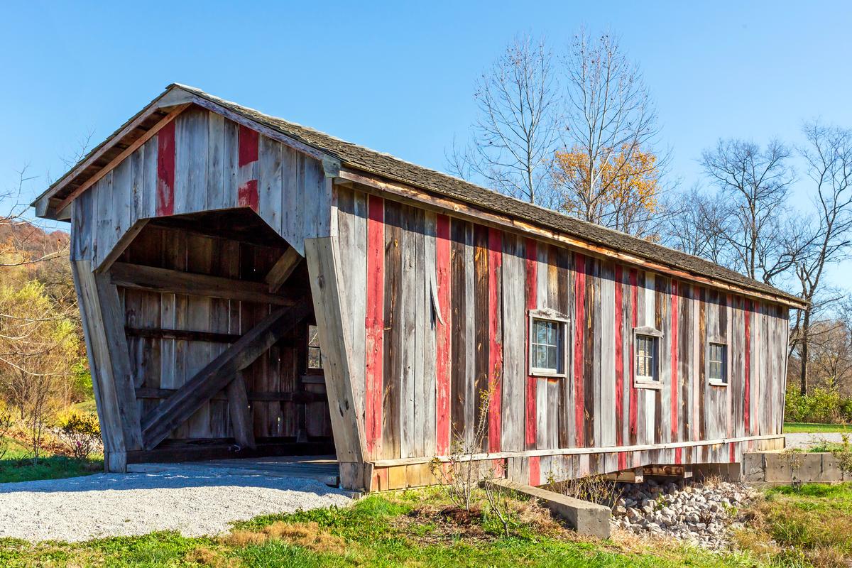 Historic Daniel Boone Home Park in Defiance, Missouri