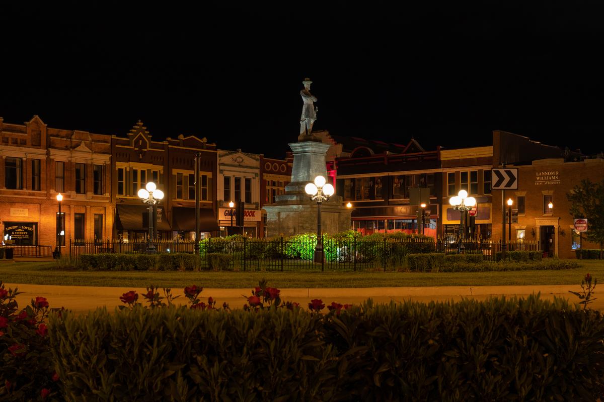 Lebanon, Tennessee: Trains, Antiques & Porch-Swing Pace