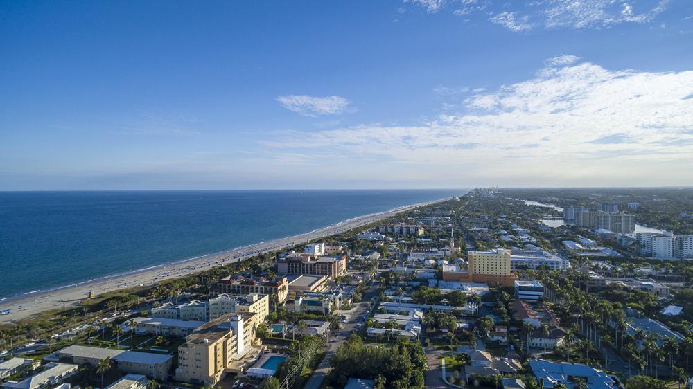 Stroll down charming streets in Delray Beach