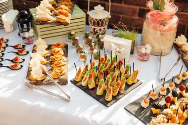 Barn Wedding Venues in PA: HollyHedge Estate