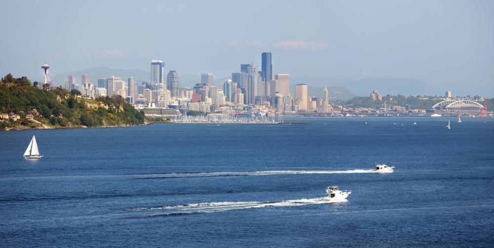 See the iconic landmarks of Elliott Bay