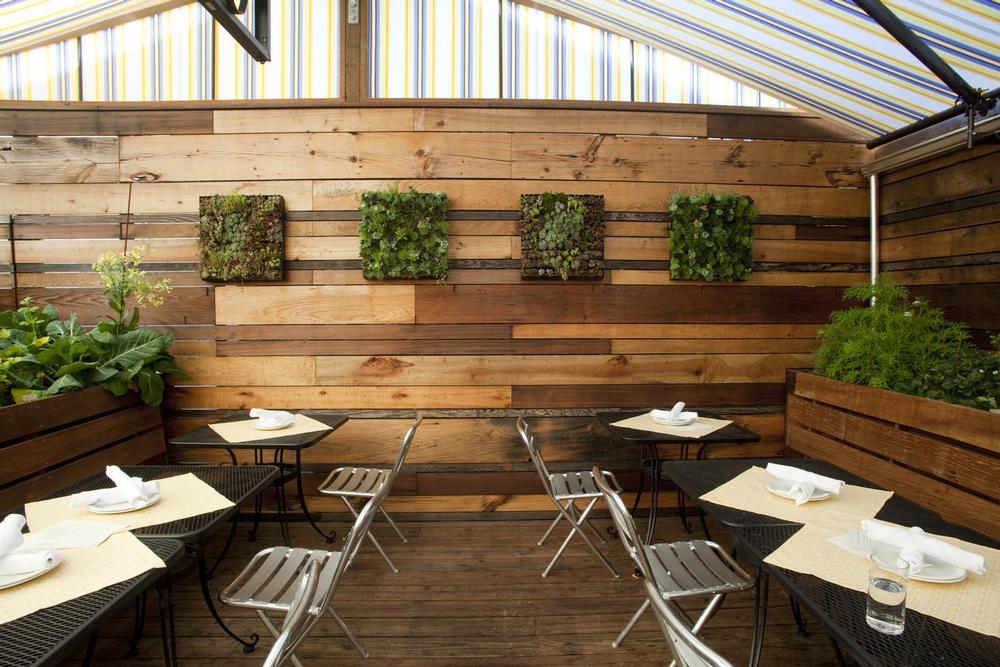 Brunch, Sip, and Snack in Style at Starbelly