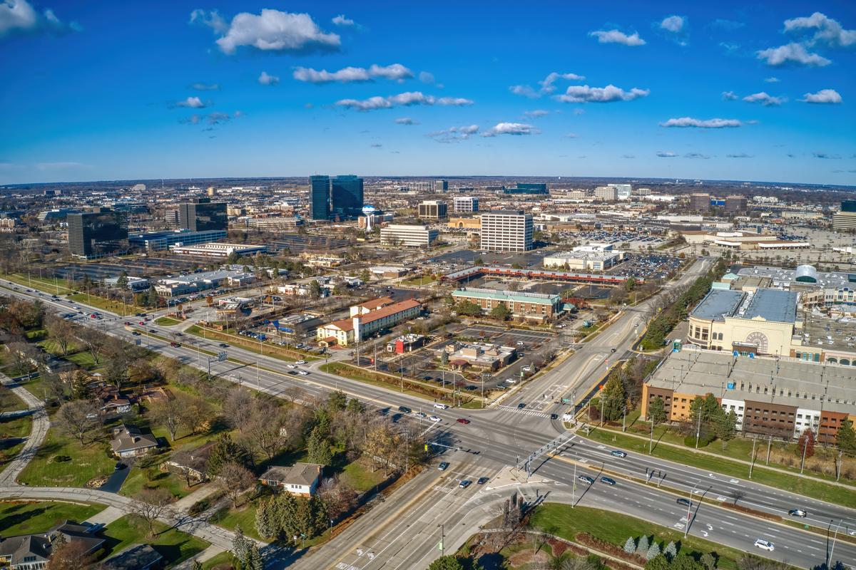Schaumburg, Illinois: Quiet Comfort Just Outside the Rush