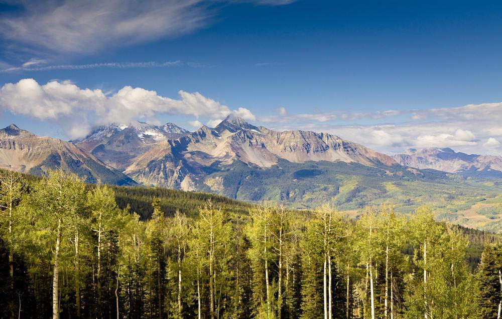 Snow-dusted charm and mountain stillness in Telluride