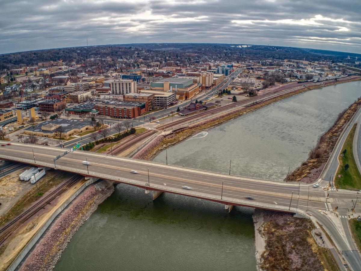 Mankato, Minnesota: River Valleys, Prairie Falls & Local Stories