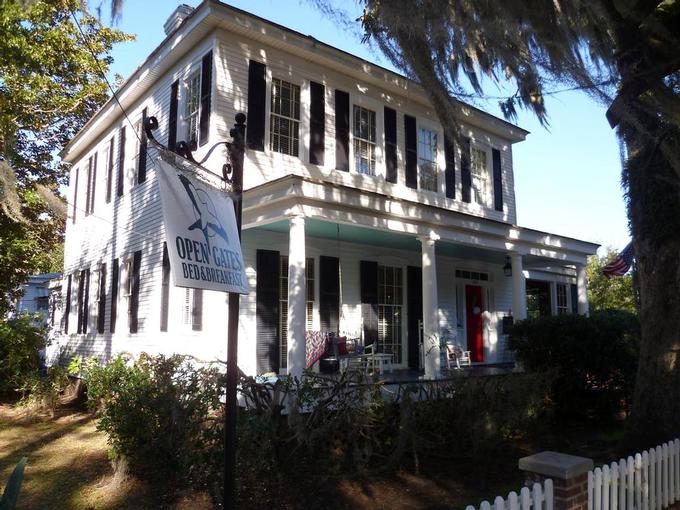 20 Best Romantic Weekend Getaways in