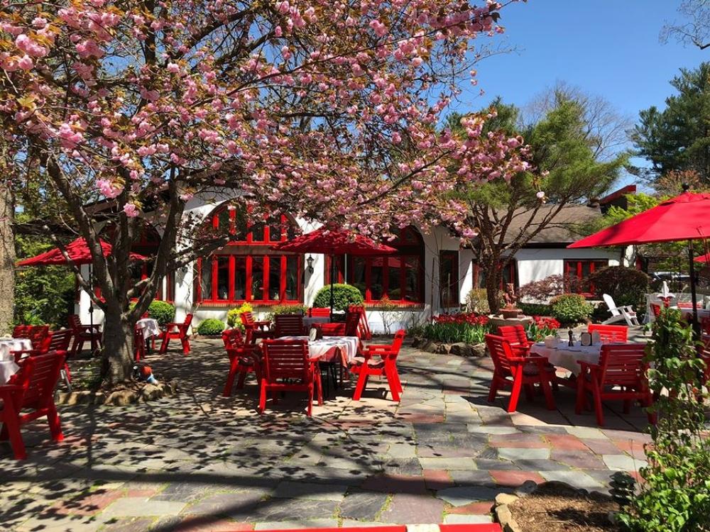 Savor French classics, enjoy a romantic dining experience with countryside charm.