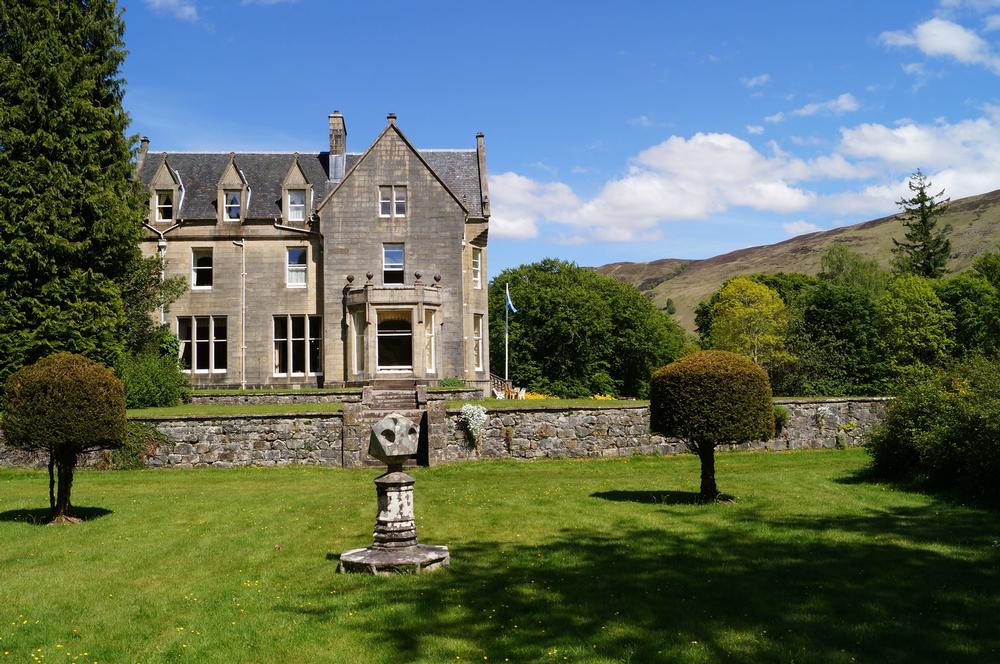 If You Love Lochside Views and Castle Ambiance, Stay at Glengarry Castle Hotel