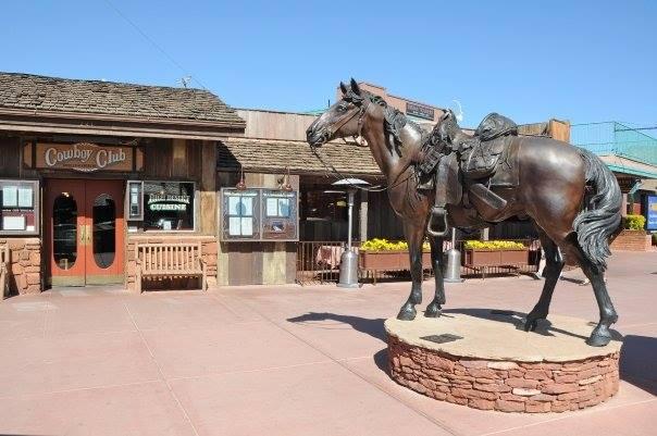 If You Crave Cowboy-Style Classics, Feast at The Cowboy Club Grille and Spirits