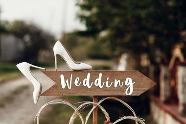 Wedding Venues Near Me: Hidden Vineyard Wedding Barn