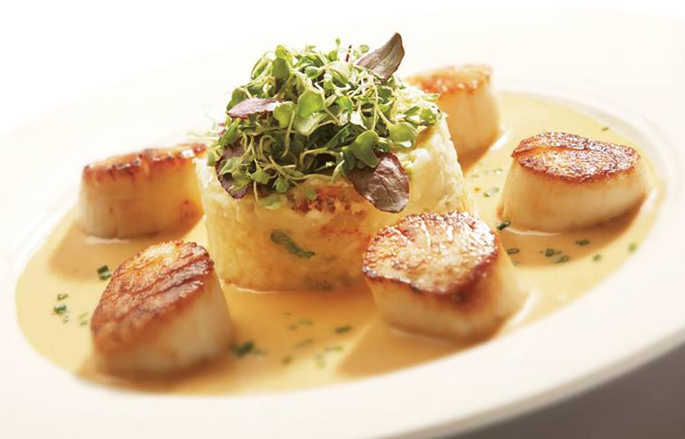 Savor Lakeside Classics: Relish Seafood and Sunset Views at Don’s Lighthouse Grille