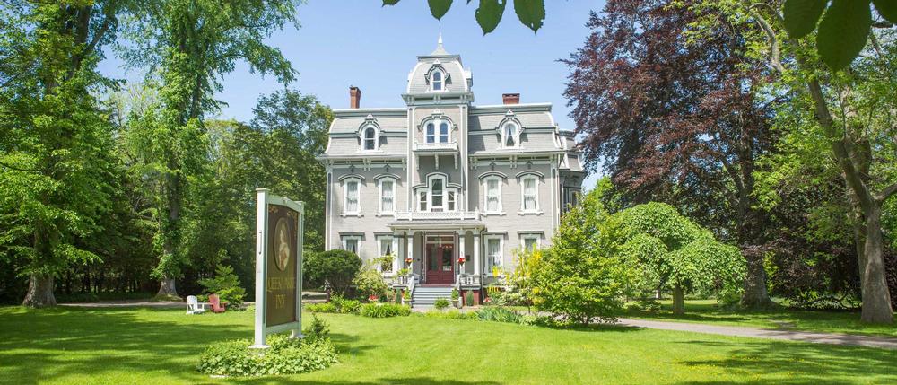 Walk along historic grounds and enjoy a charming Victorian-era stay.