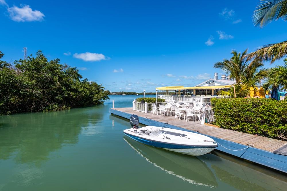 Snorkel coral reefs and tour seafood shacks on a laid-back couples trip.